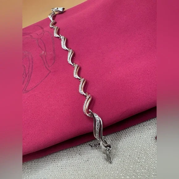 Real natural diamond on sterling silver 7.5” Kay jeweler bracelet - Picture 15 of 17